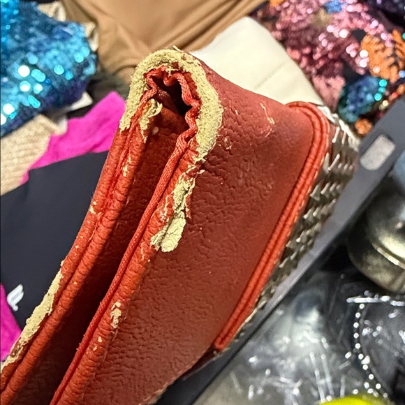 MMS orange studded clutch bag - Picture 8 of 8